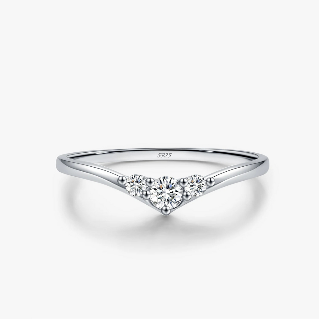 Elegant 925 Sterling Silver Eternity Moissanite Ring – Women’s Luxury Ring
