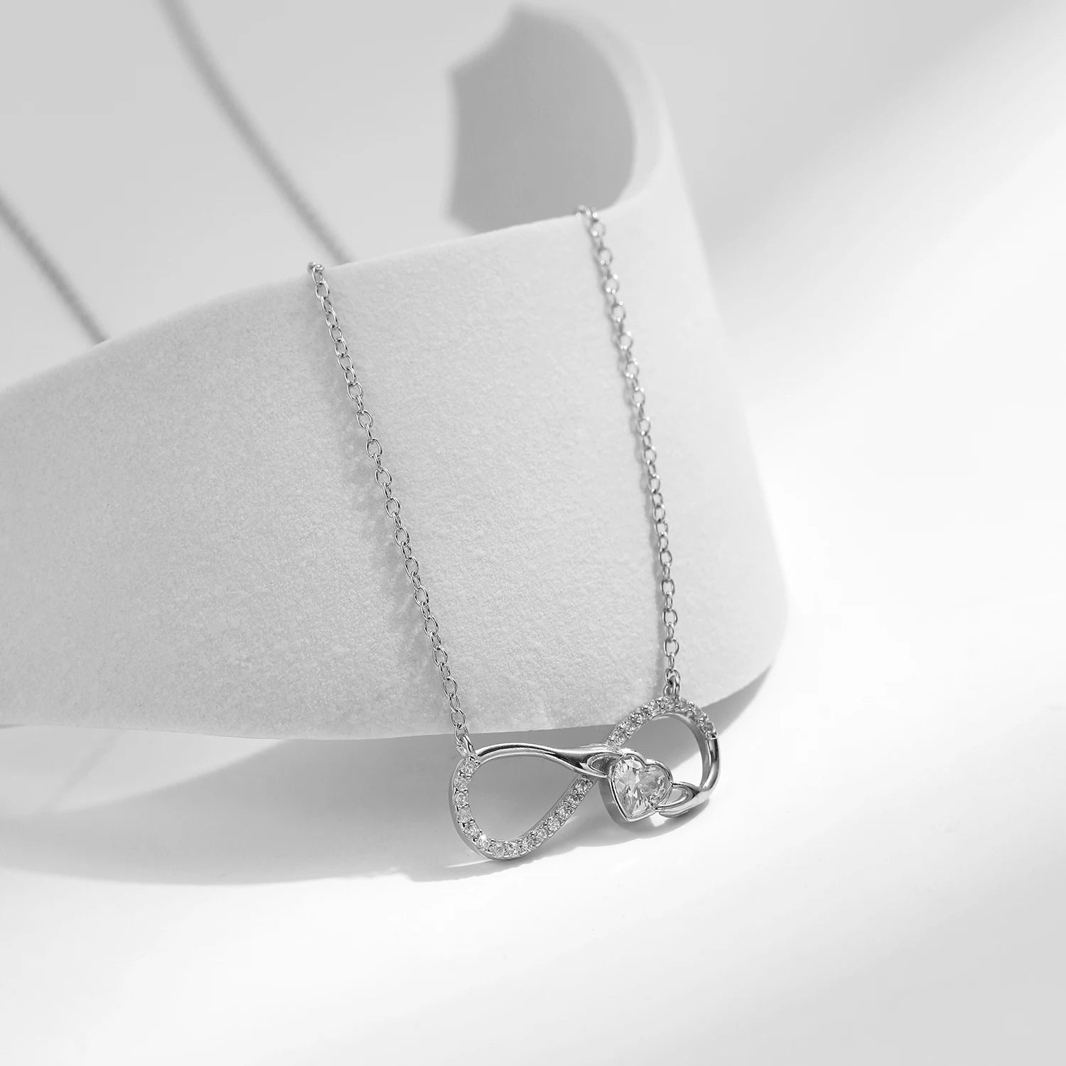 Luxury 925 Silver Infinite Love Necklace with Heart Pendant for Women