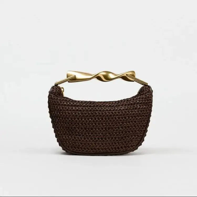 Chic Summer Straw Crossbody Bag – Half-Moon Woven Design for Stylish Women