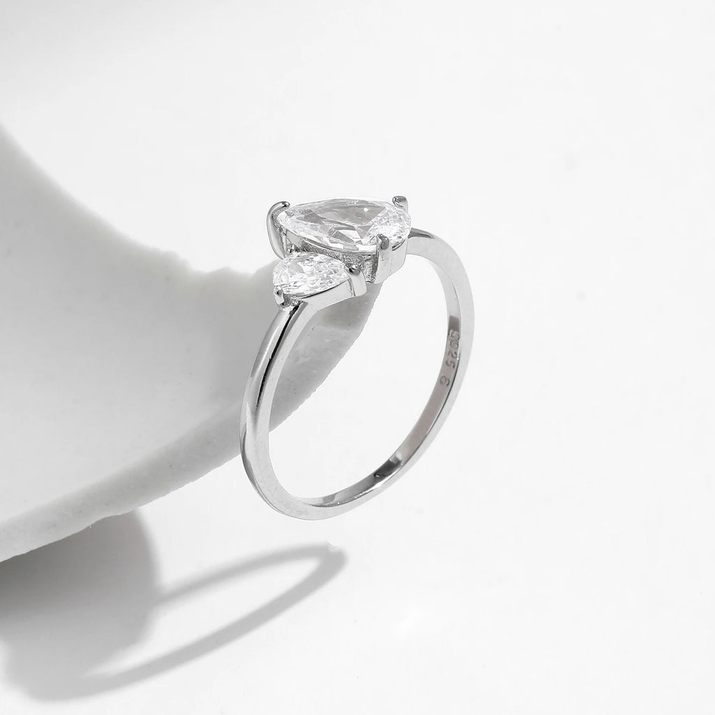 Elegant 925 Sterling Silver Pear CZ Finger Ring – Luxury Women’s Jewelry