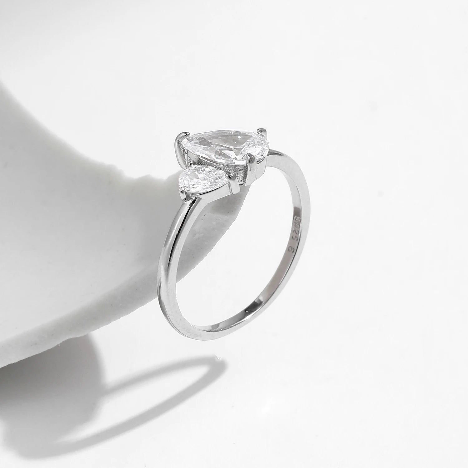 Elegant 925 Sterling Silver Pear CZ Finger Ring – Luxury Women’s Jewelry