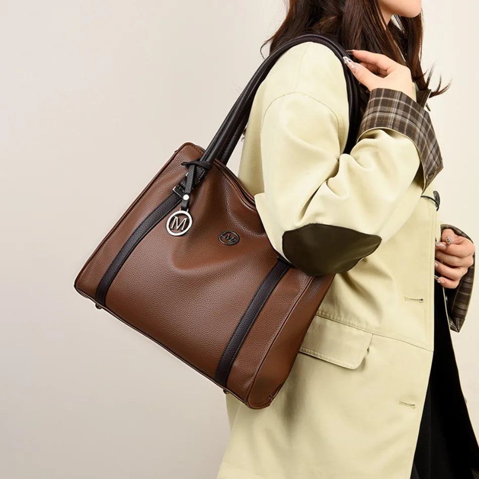 Soft Leather Women’s Tote – Chic & High-Quality Fashion Handbag