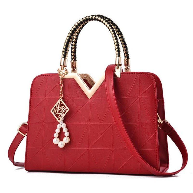 Elegant Designer Shoulder Bag – Spacious Women’s Crossbody Tote