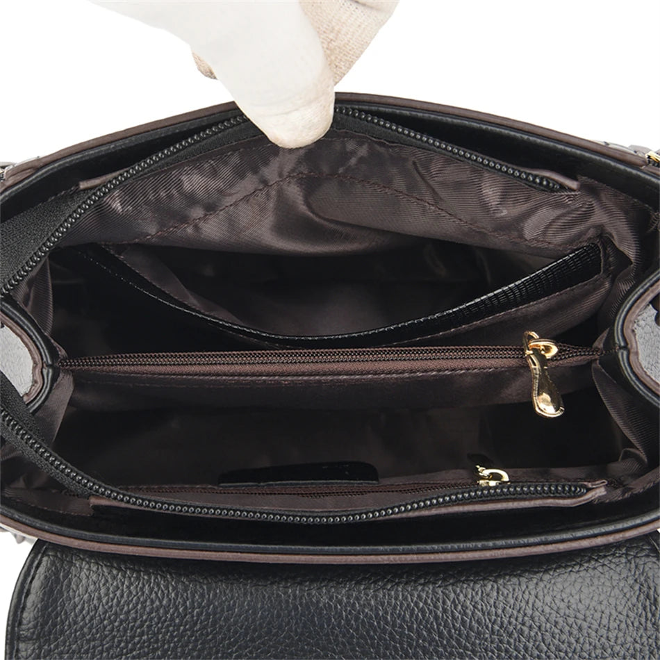 High-Quality Designer Handbag – Premium Finish Shoulder Purse