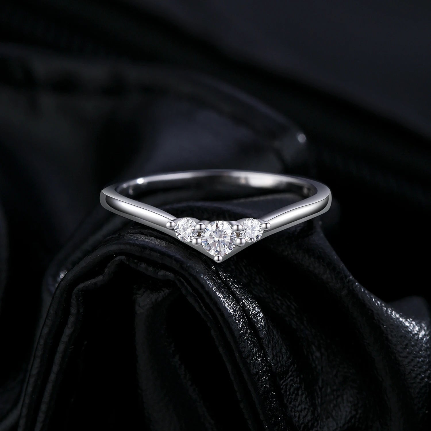 Elegant 925 Sterling Silver Eternity Moissanite Ring – Women’s Luxury Ring
