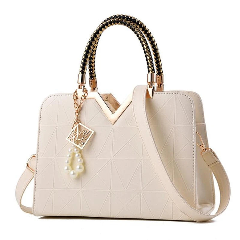 Elegant Designer Shoulder Bag – Spacious Women’s Crossbody Tote