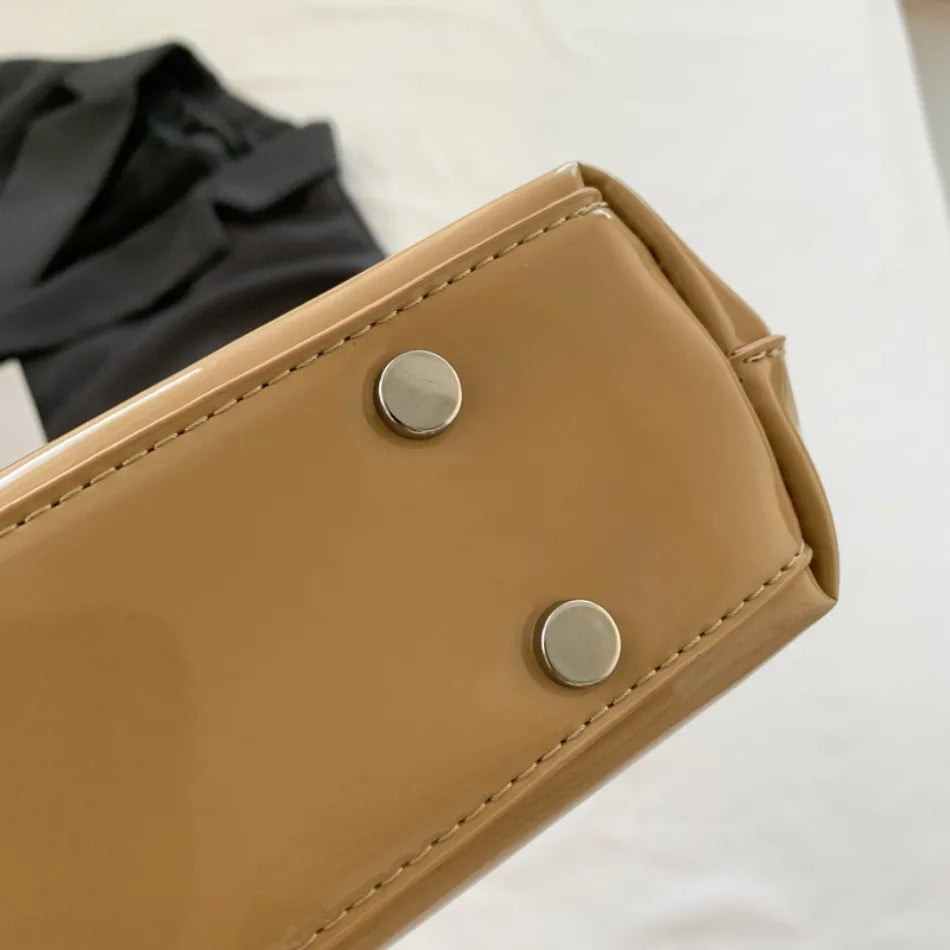 Elegant Women’s Crescent Bag – Solid Color Patent Leather Handbag
