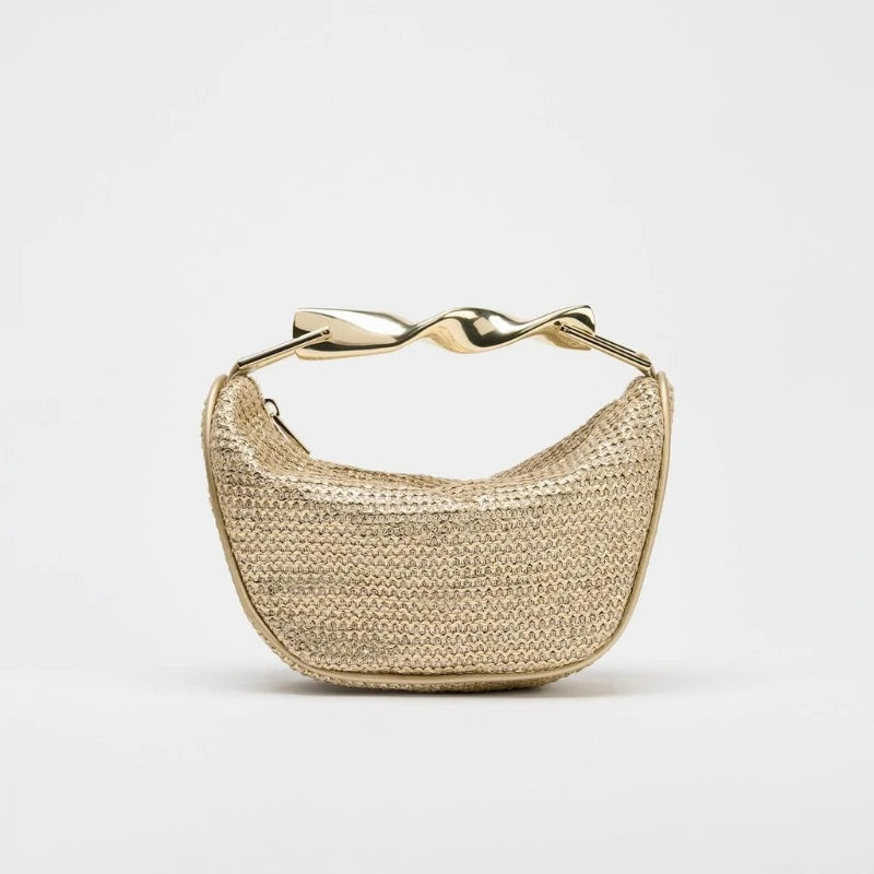 Chic Summer Straw Crossbody Bag – Half-Moon Woven Design for Stylish Women