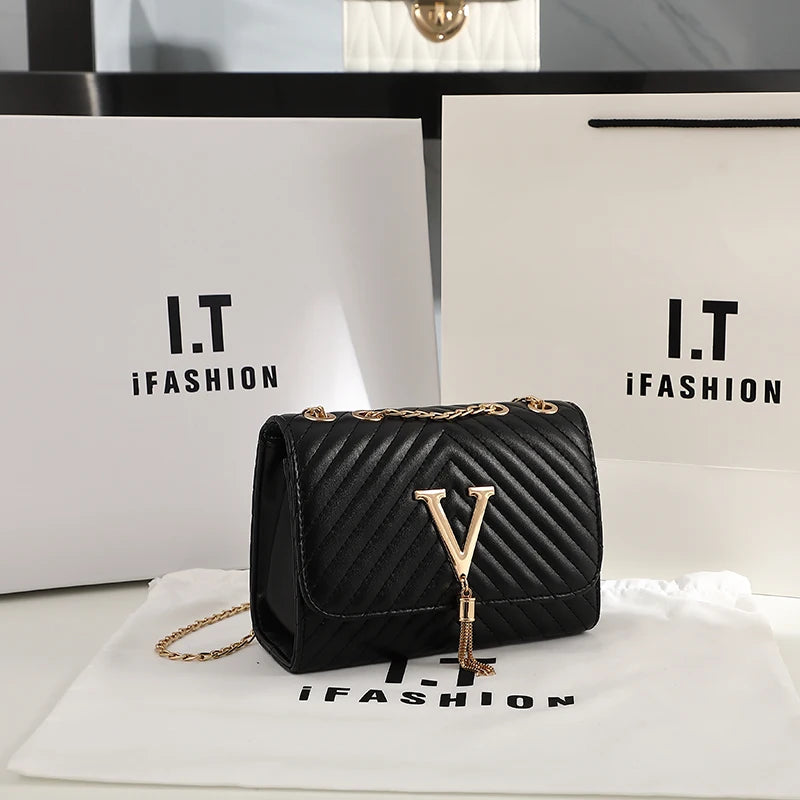 Luxury Embroidered Crossbody Bag for Women – Sequin Tassel Clutch, Small Elegant Purse for Parties & Events
