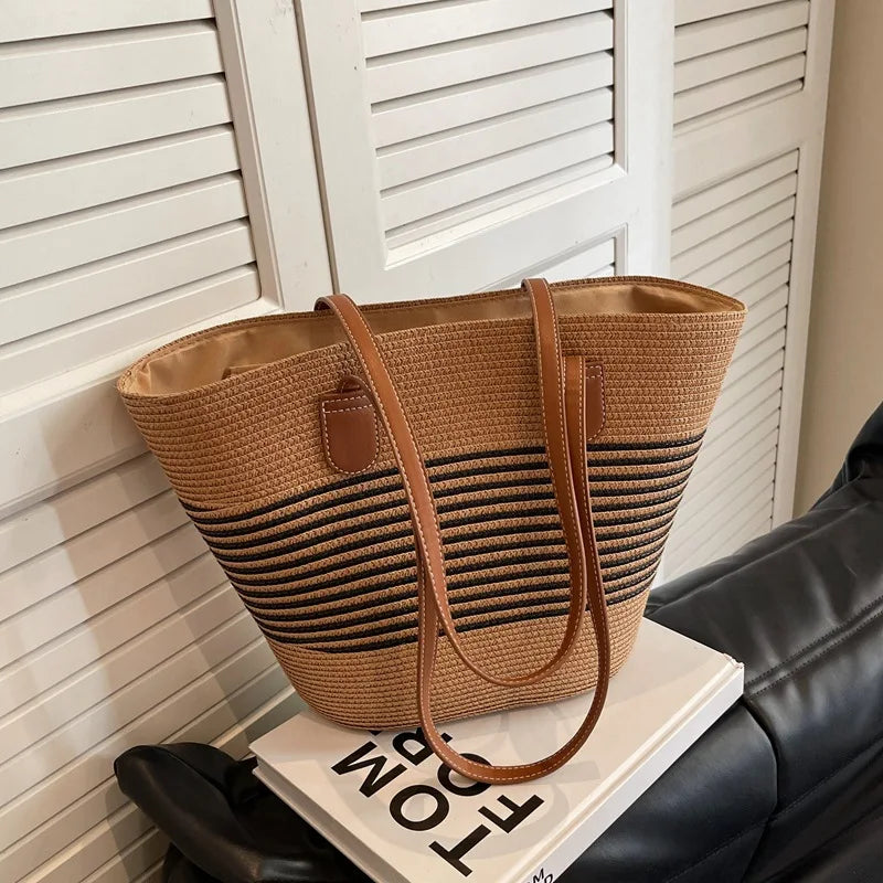 Designer Straw Shoulder Bag for Women – Vacation & Outdoor Style