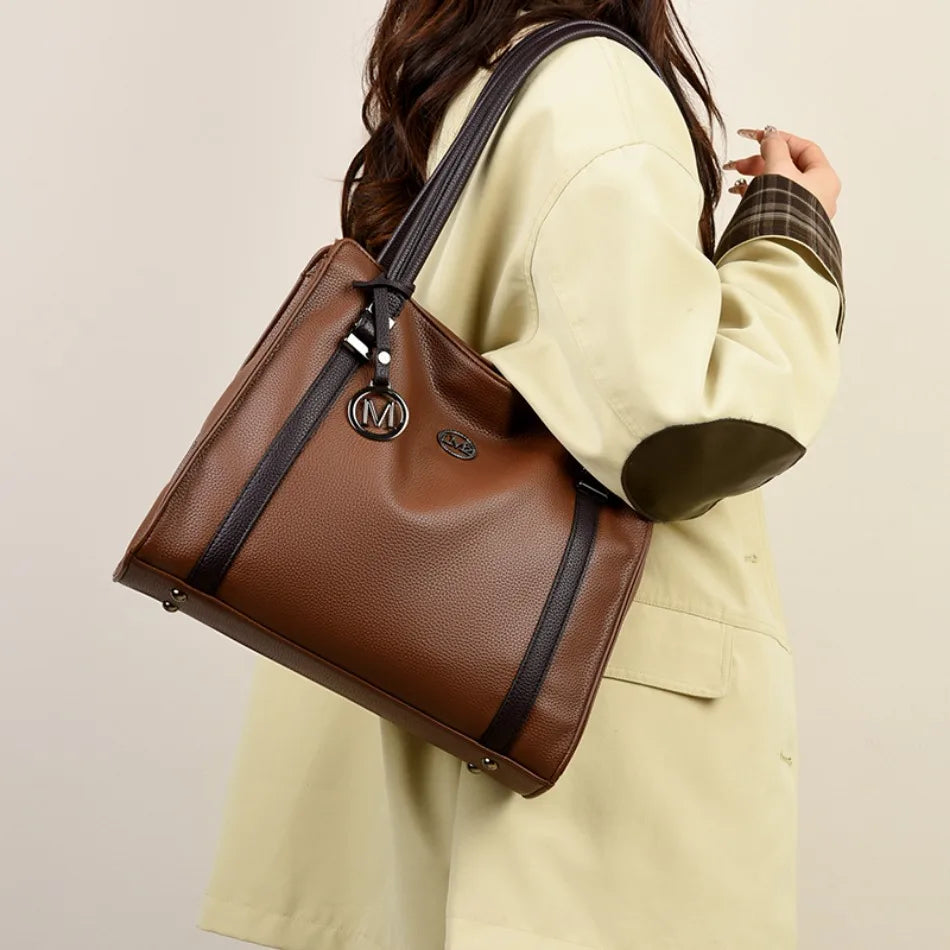 Soft Leather Women’s Tote – Chic & High-Quality Fashion Handbag
