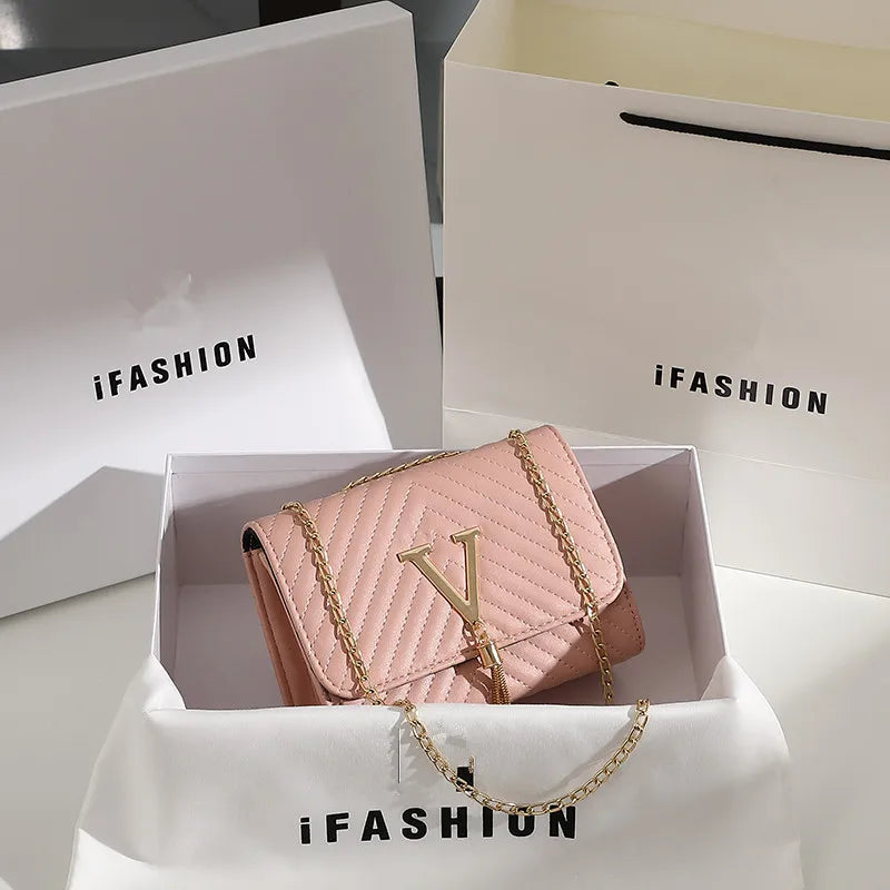 Luxury Embroidered Crossbody Bag for Women – Sequin Tassel Clutch, Small Elegant Purse for Parties & Events