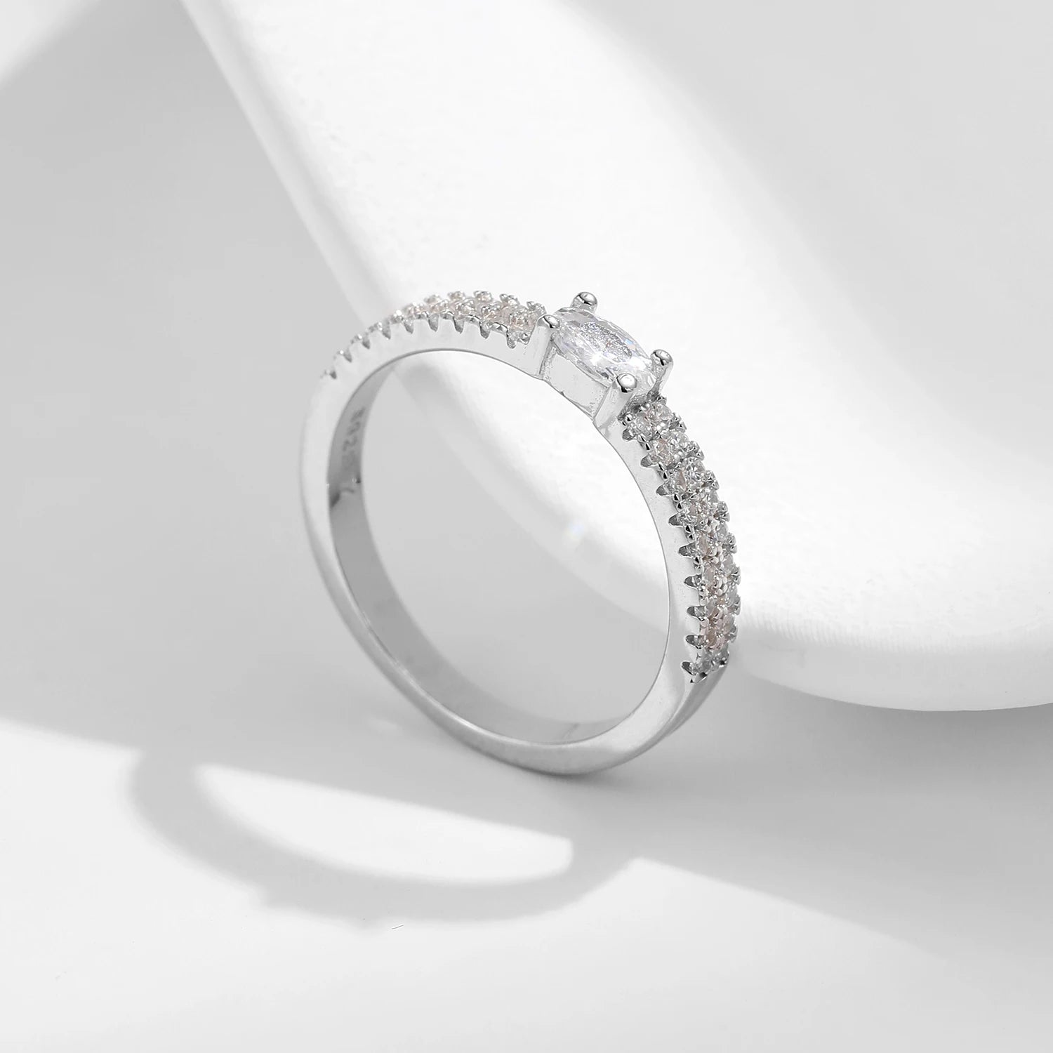 Luxury Sterling Silver Oval Zircon Finger Ring – Timeless Fine Jewelry for Women
