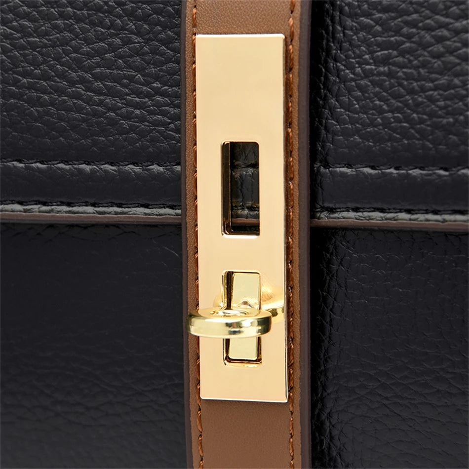 High-Quality Designer Handbag – Premium Finish Shoulder Purse